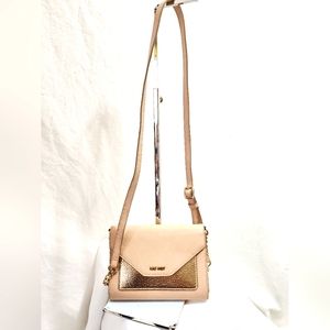 NINE WEST SMALL CROSSBODY